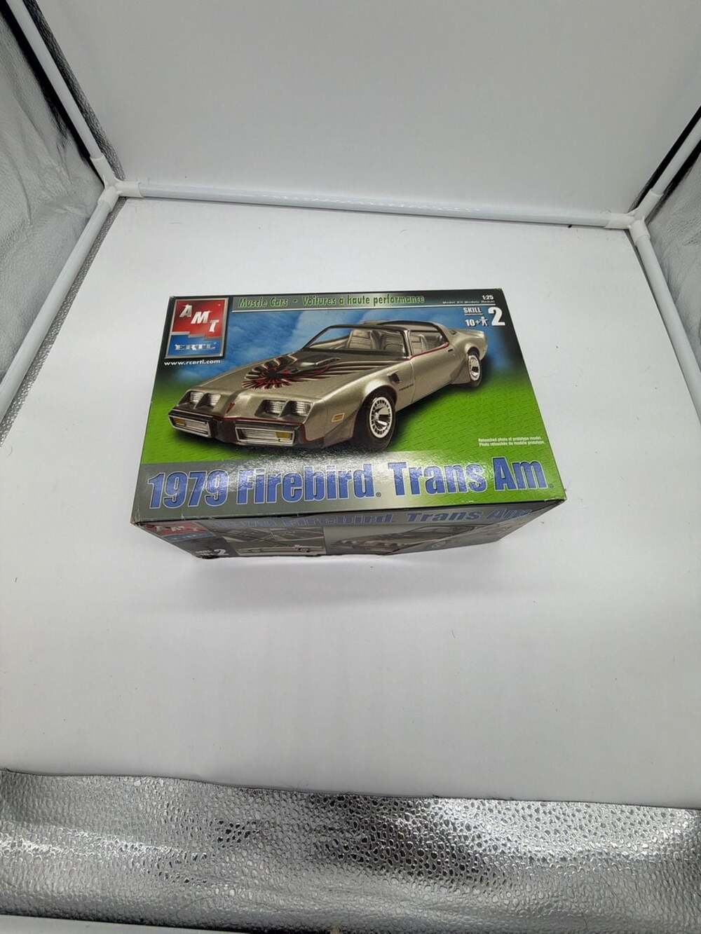 AMT ERTL 1979 Pontiac Firebird Trans Am Model Kit ( Selling AS IS)